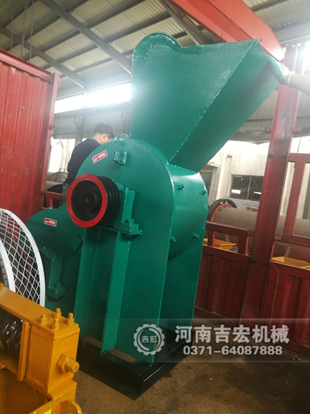 双级粉碎机厂家在竞争中如何迎难而上?