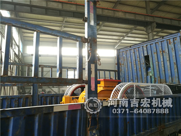 双齿辊破碎机在公路建设中作用匪浅!