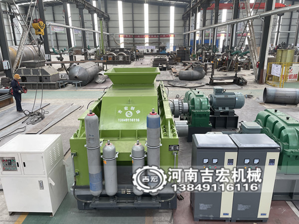 石英砂对辊破碎机产量能达到多少吨,规格型号有哪些?