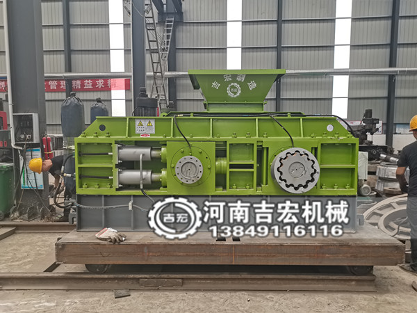 加气块转破碎使用哪种破碎机比较好,多少钱一台?